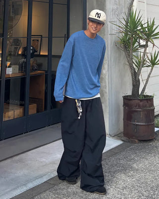 Side-tuck snap-button pants