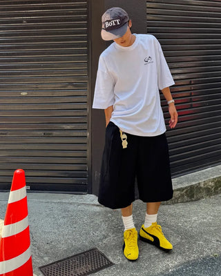 Double-pleated Bermuda shorts