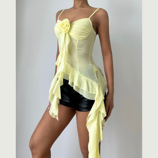 Sweetheart neck flower applique ruffle cami top