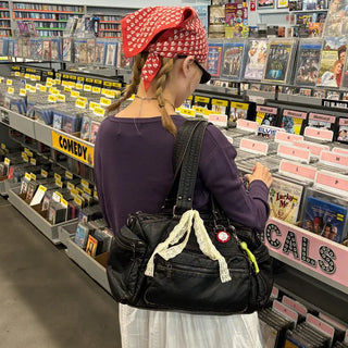 High-quality vintage shoulder bag