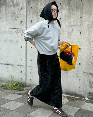 Basic color sweatshirt