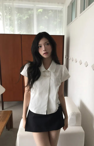 Half-fit double collar short-sleeved blouse - 2 colors