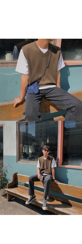 Straight black denim pants you will wear every day