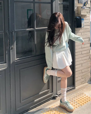Daily V-neck knit