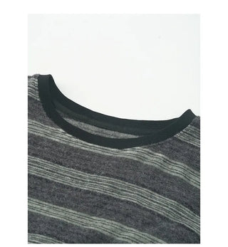 Striped round neck long-sleeved T-shirt