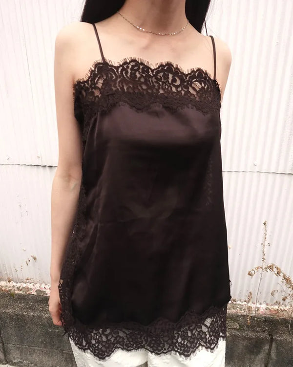 Lace sleeveless mini dress