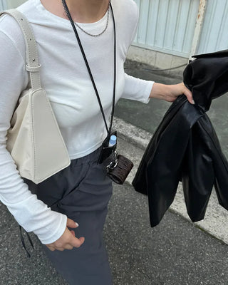 Strap shoulder bag