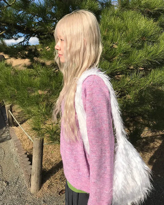 V-neck oversized knit