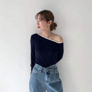 Line Off-Shoulder T-Shirt