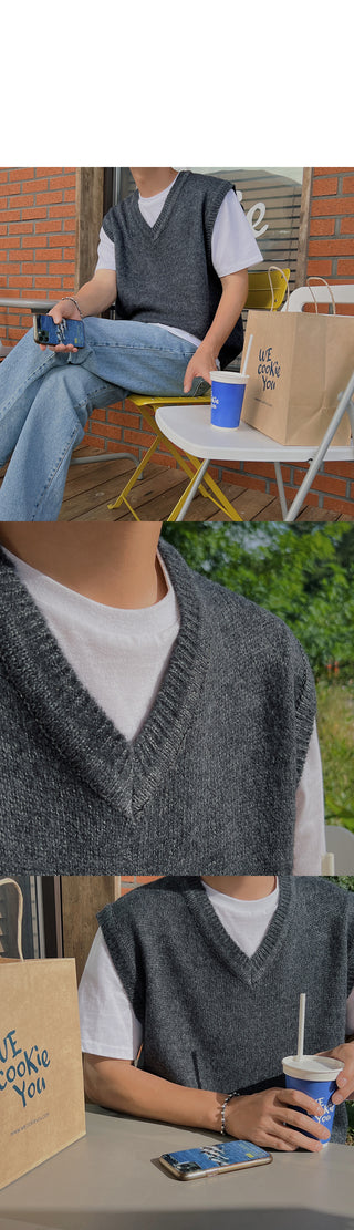 Rich Wool Brushed Knit Vest