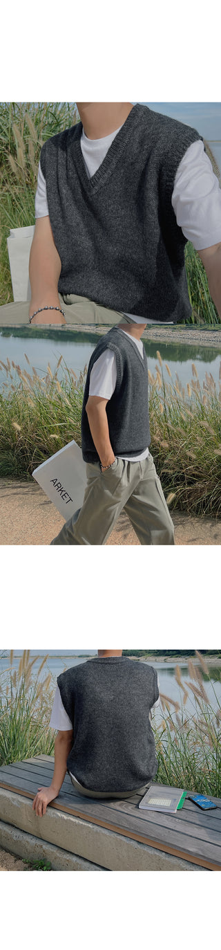 Rich Wool Brushed Knit Vest