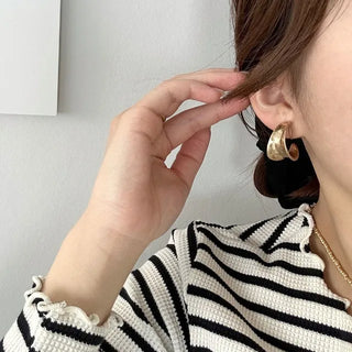 Rounding Matte Earrings