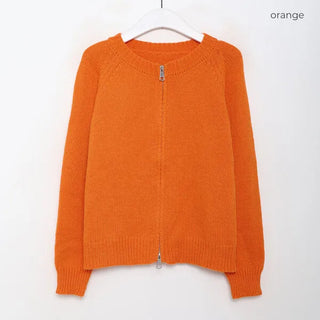 Round knit zip-up