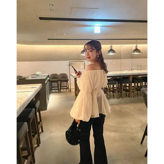 Balloon off-shoulder blouse