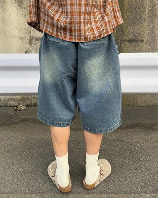 Washed Bermuda denim pants