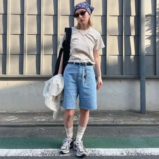 Round cropped short-sleeved T-shirt