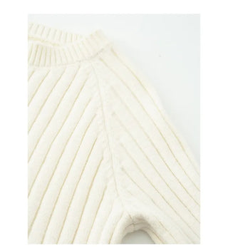 Round neck knit & scarf set