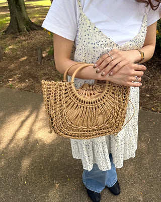 Net rattan tote bag