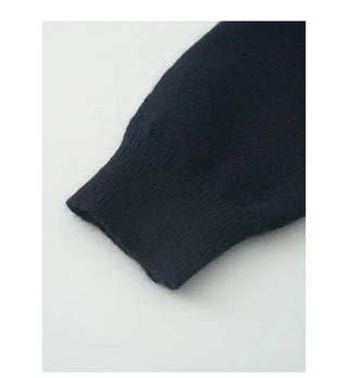 Round neck boucle button jumper
