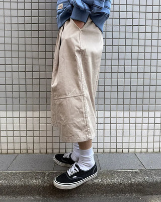 Two-pleat Bermuda shorts