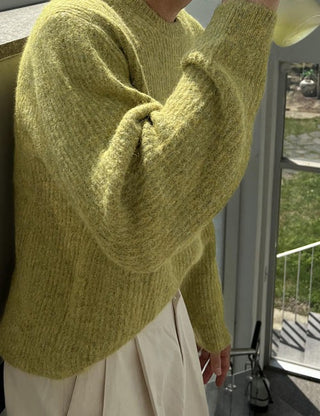 Fine Alpaca Round Knit (good color)