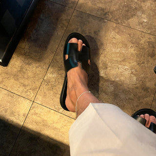 Elegant slippers (hand made)
