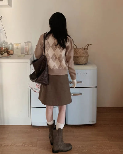 (3 colors) Back Point Argyle Cardigan
