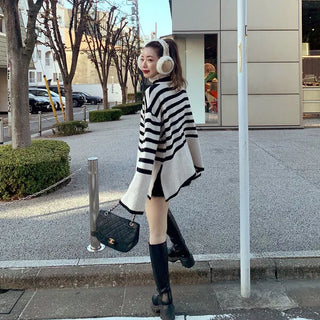Turtleneck Slit Knit