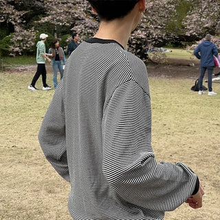 Bordered two-tone knit