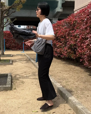 Basic semi-cropped T-shirt