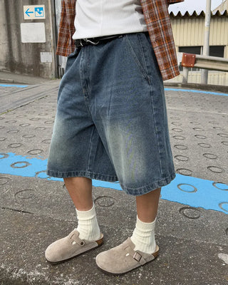 Washed Bermuda denim pants