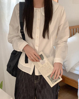 Ribbon collar blouse