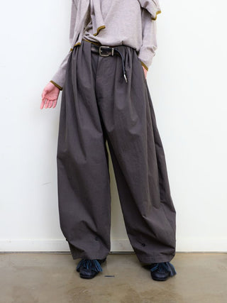 [NeverSeez] Pleated Wide-Leg Pants