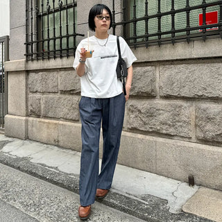 One-tuck easy denim pants