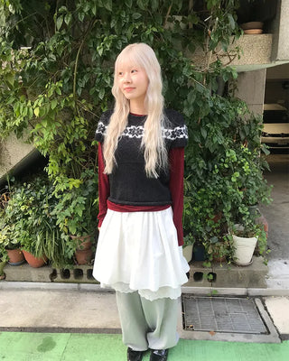 Round neck long-sleeve T-shirt