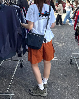 String cargo shorts