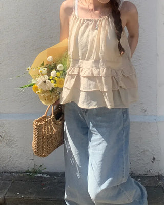 Net rattan tote bag
