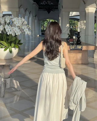Two-button flared skirt