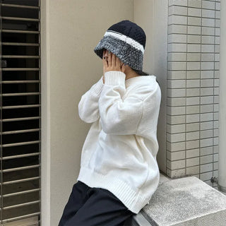 Lovely back ribbon knit