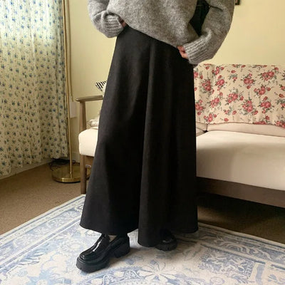 Flared long skirt