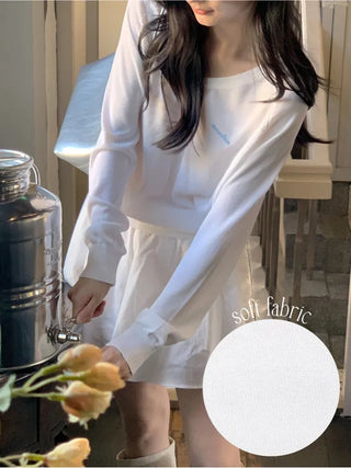 Loose-fitting long-sleeved knit
