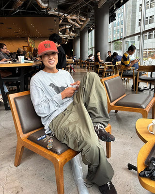 Side-tuck cargo pants