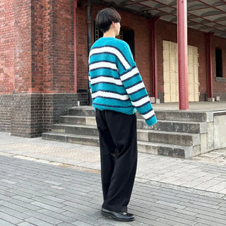 Boucle U-neck knit