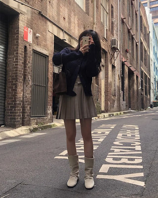 Button-point knit jacket
