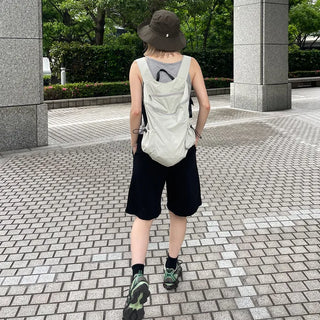 Casual zippered backpack