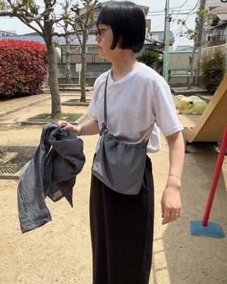 Basic semi-cropped T-shirt