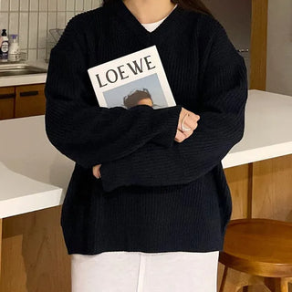V-neck ribbed knit
