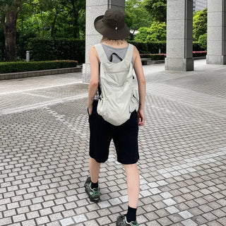 Casual zippered backpack