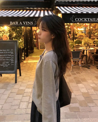 Half-open button knit