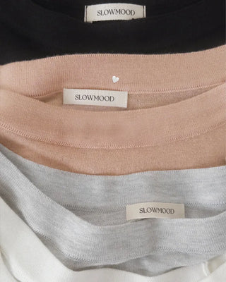 One-shoulder knit